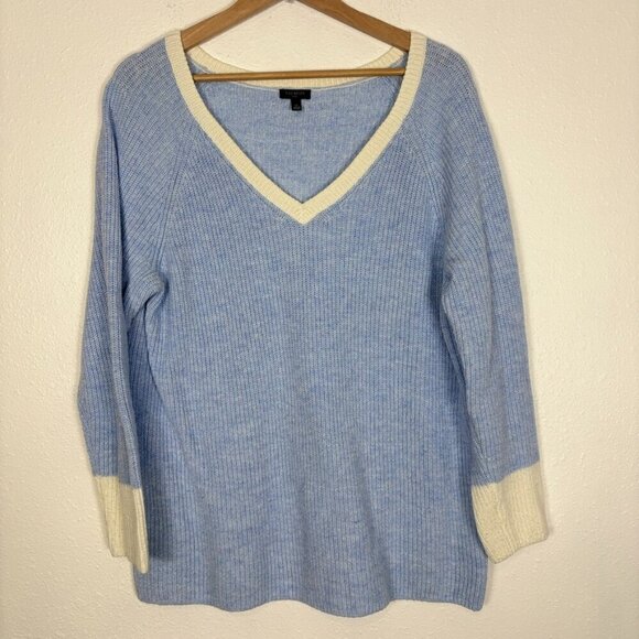 Talbots Plus Size Light Blue V-Neck PullOver Sweater Size: 1x - Picture 2 of 8